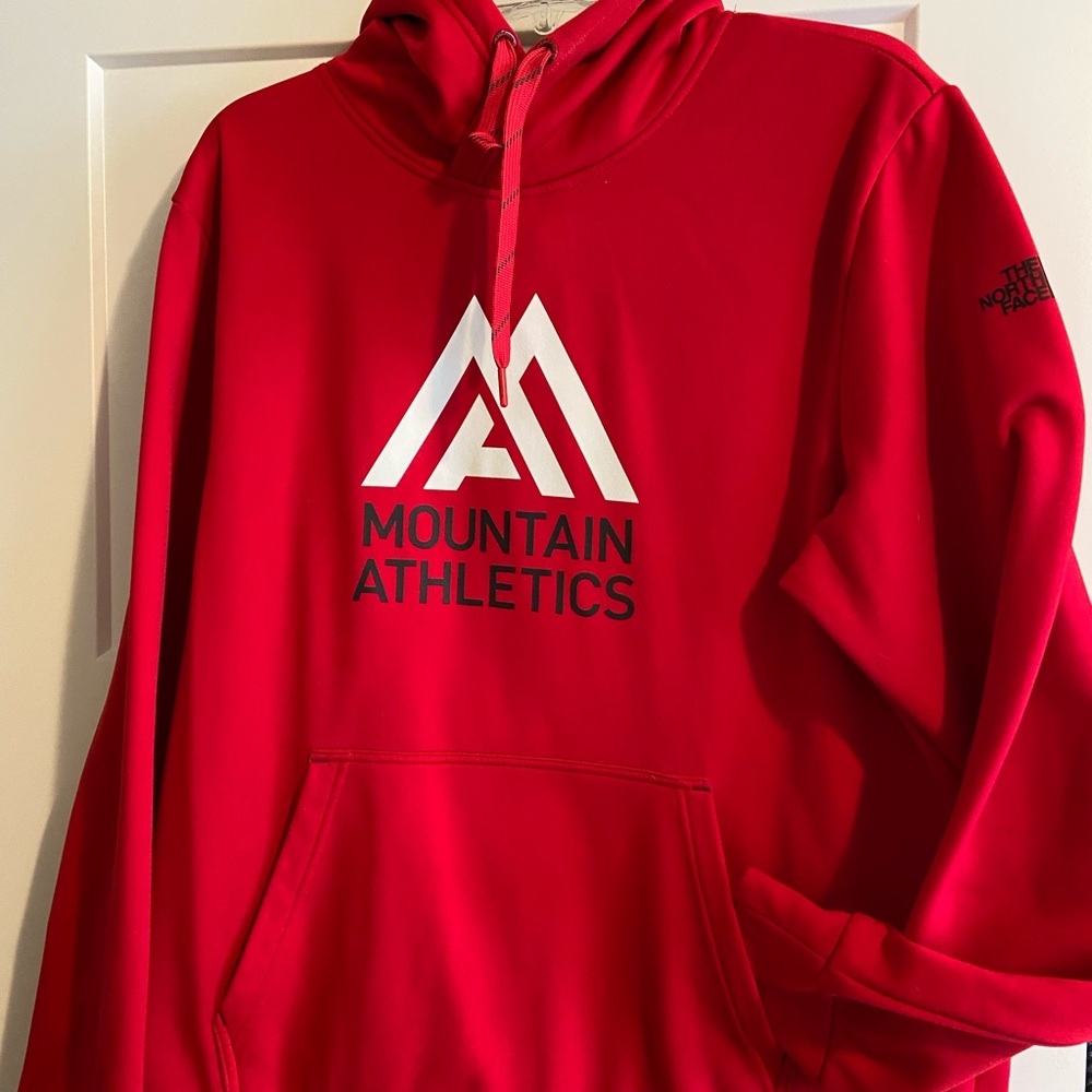 The North Face Men’s Hoodie
